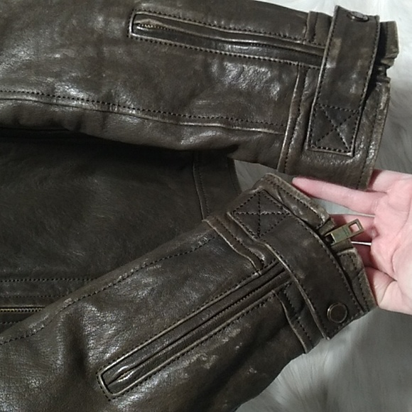 SALE! Andrew Marc Leather Full Zip Distressed  Jacket W Zip Pockets Wool Lining - Picture 4 of 16